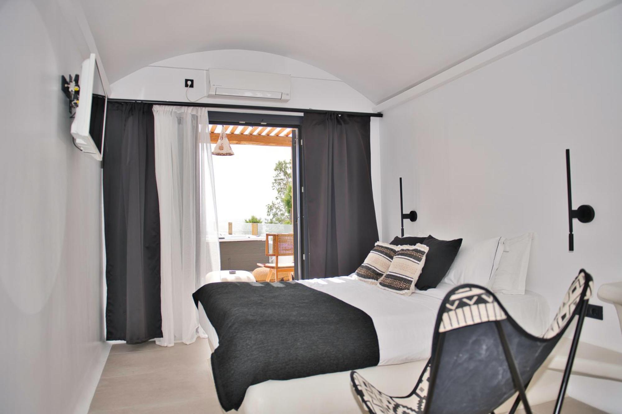 King'S Suites Kamári Exteriér fotografie